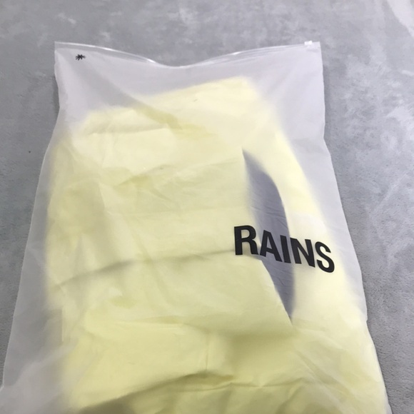 Rains Loop W Vest In Straw Size M New - Picture 13 of 14